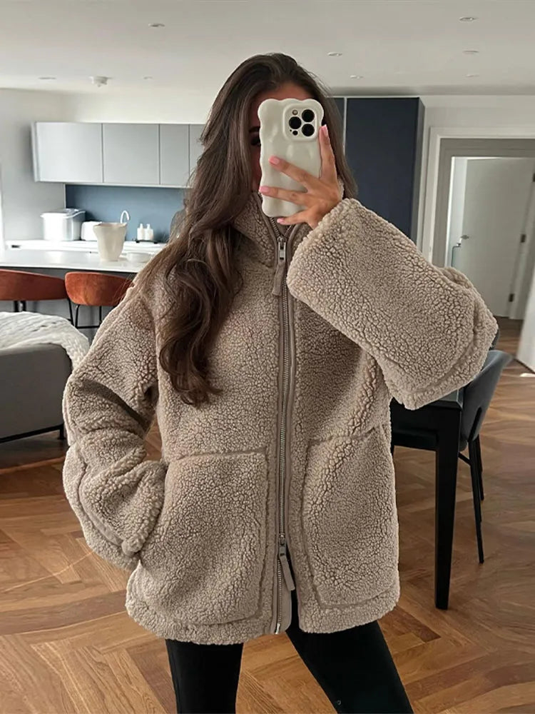 Teddy Jacket Women – Warm Plush Coat for Winter Fashion & Comfort